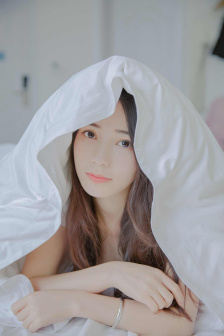 陈思诚把佟丽娅进贡给谁